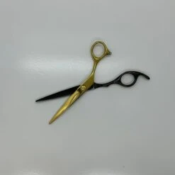 Scissors And Thinners -Cosmetics Store img 7945 2